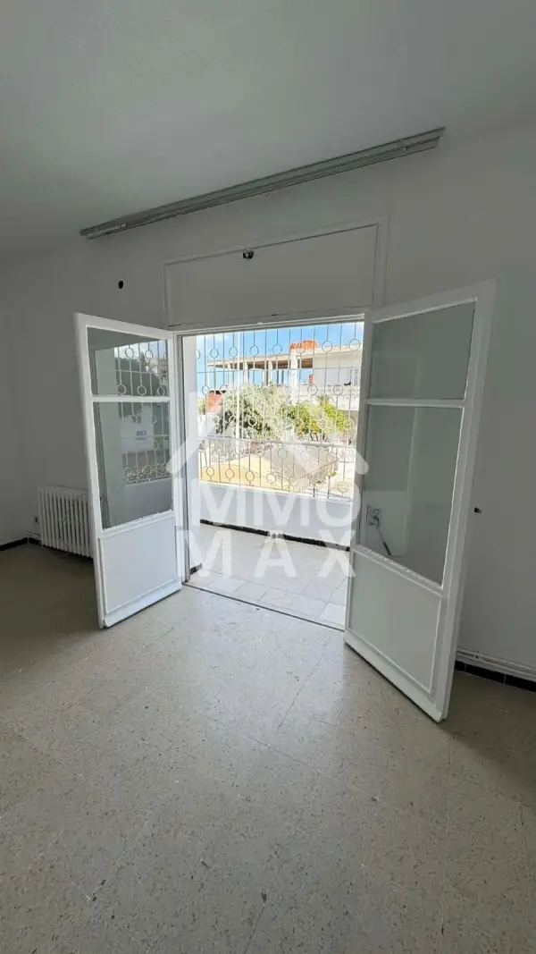 A louer un appartement s+2 à EL Menzah 5