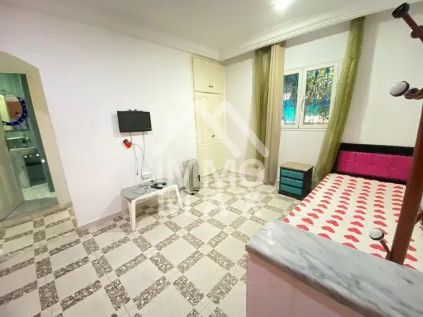 A LOUER UN STUDIO A EL MENZAH 6