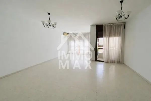 a louer un appartement s+3 à ennaser 1