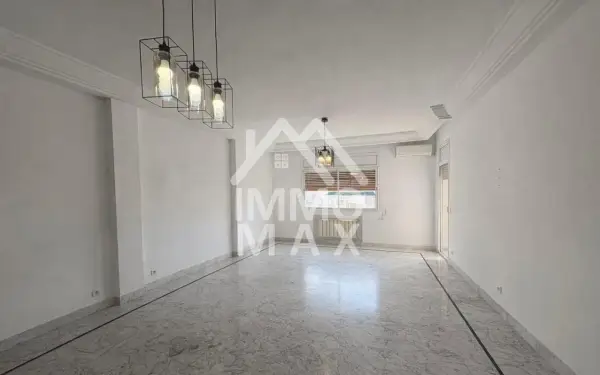 A LOUER un appartement s+3 a menzah7 bis