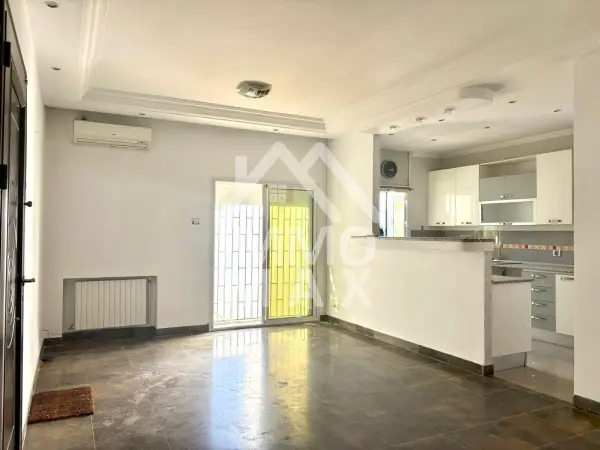 a louer un triplex à EL menzah 6 S+4