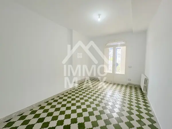 A louer une villa h+10 à usage bureautique à El Menzah 6