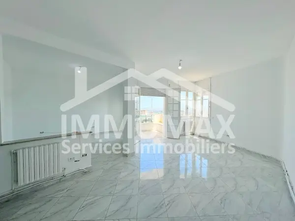 À VENDRE – Appartement S+2 (ancien S+3) à El Manar 1